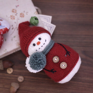 Chilly Snowman for Christmas - Knitting