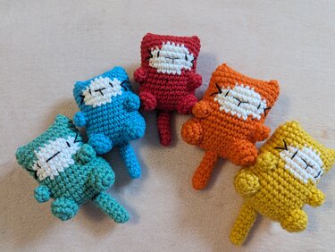 Häkelanleitung - Kätzchen Sina