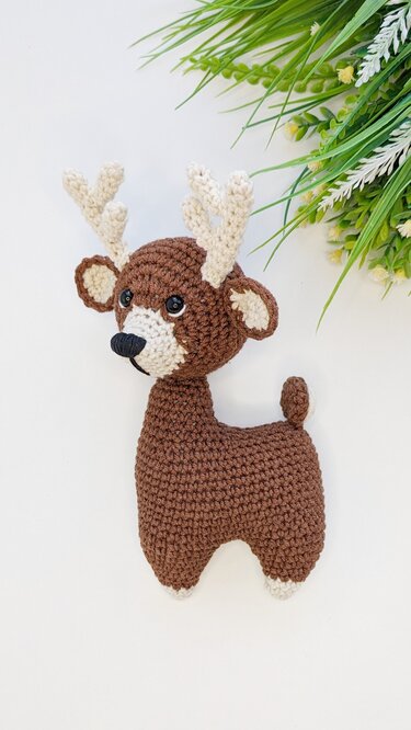 Deer crochet pattern, Christmas reindeer amigurumi pattern, easy crochet wo