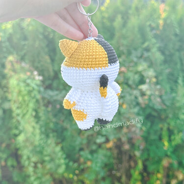 Calico Cat Keychain - Crochet