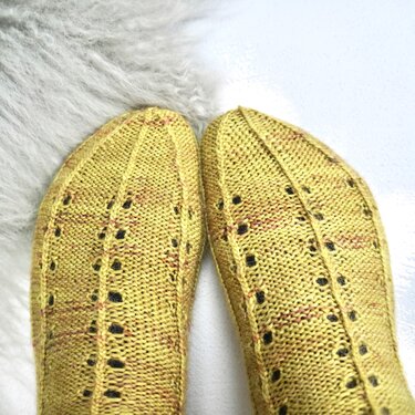 Socks "Calluna", knitting pattern, size US 3.5 - 10 / UK 2.5 - 8