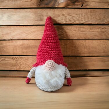 Crochet pattern small gnome / gnome