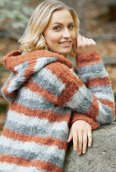 Kapuzenjacke im Streifenmuster - Stricken