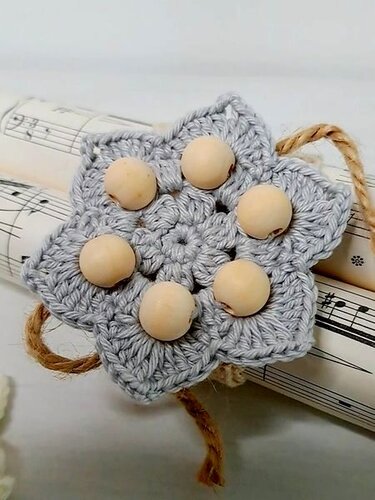 Hübsche Sterne - Häkelanleitung PDF