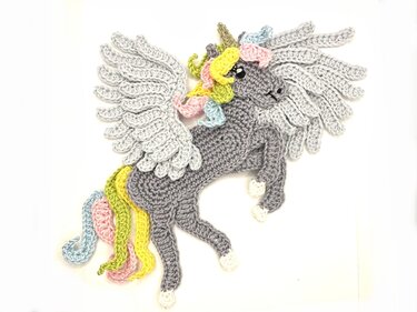 Pegasus crochet pattern applique