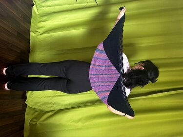 Down the rabbit hole - a stole in 3 sizes - Knitting