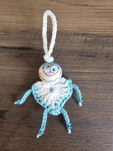 Sweetheart Crochet Pattern Worry Worm english US terms