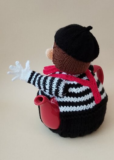 TeaCosyFolk's Mime Artist Tea Cosy knitting pattern