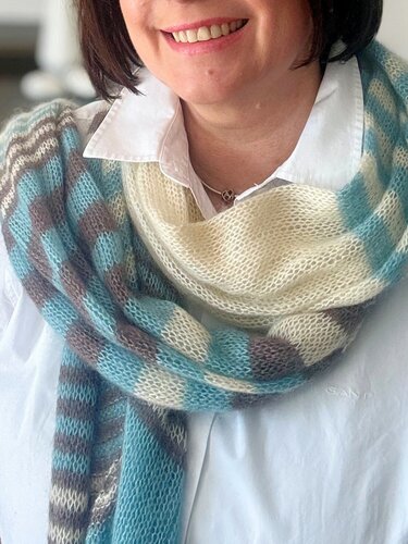 Strickanleitung „Himmel & Erde“ – Zeitloser Schal für jede Jahreszei