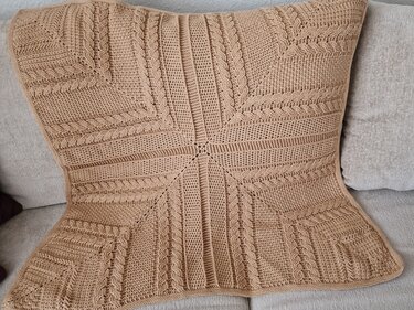 Häkelanleitung für die Decke/Babydecke "Big Squares"