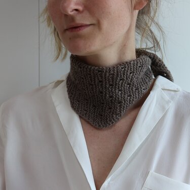 Knitting Pattern | LIGHTDROPS Shawlette