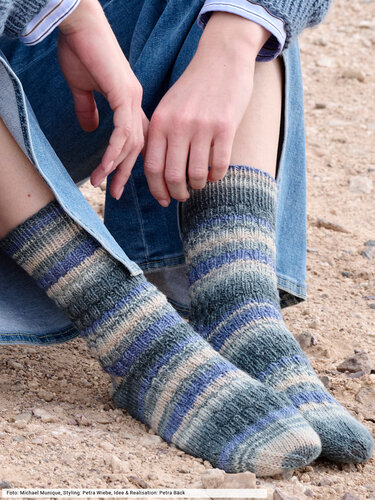 Socken mit Strukturmuster - Stricken