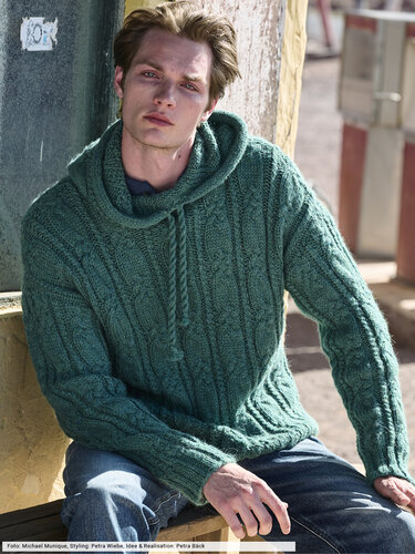Hoodie mit Zopfstreifen