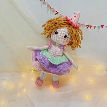 Jennie the doll Crochet Pattern | Amigurumi Doll Pattern