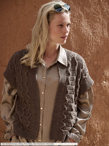 Weste mit Zickzack-Streifen