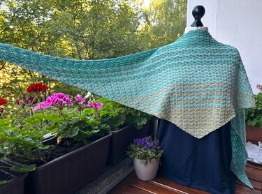 Mad Relax - Häkelanleitung flaches unisex Tuch *anfängertauglich*