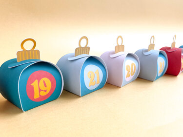 DIY Advent Calendar Set: 24 Gift Boxes Shaped Like Christmas Ornaments svg - Crafts