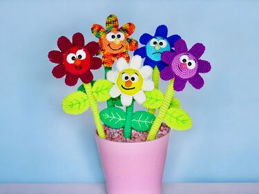 Funny bunch of flowers - Crochet Pattern