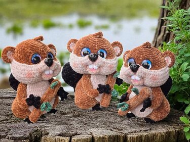 Scrubby Beaver – The toothbrushing buddy - Crochet