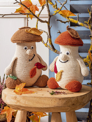 Pilze und Baumstumpf. amigurumi gehäkelt - Häkeln