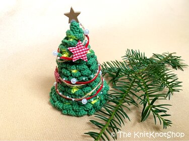 Crochet Pattern Christmastree Cozy Lights