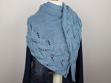 Knitting pattern shawl "Jeans"