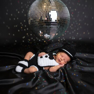 Crochet pattern baby boy Tuxedo