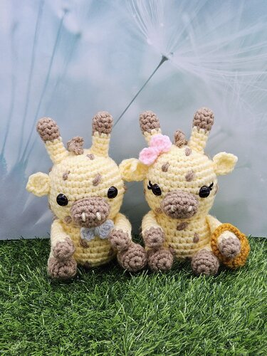 Giraffe Couple- Crochet Amigurumi- English