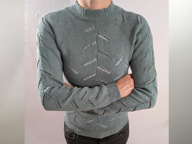 Strickanleitung Turtleneck Pullover mit Blattmuster
