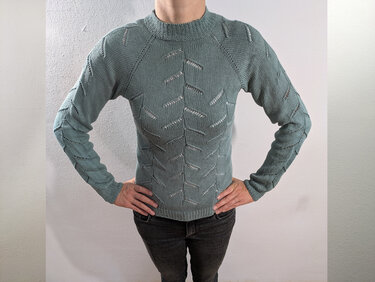 Strickanleitung Turtleneck Pullover mit Blattmuster - Bild 5