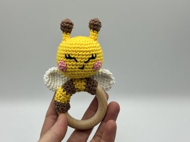 Crochet Pattern - Teething ring / Pacifier Chain - Bee