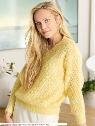 Pullover mit v-förmig verlaufendem Ajourmuster