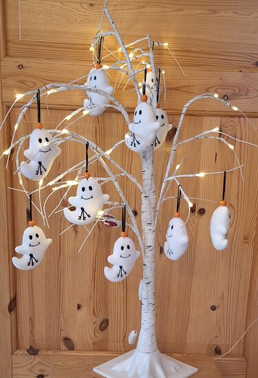 Stickdatei ITH Gespenst Halloween in 6 Größen - Sticken