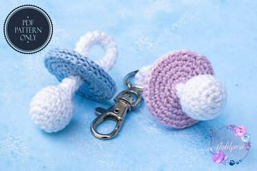 Comforter keychain, amigurumi
