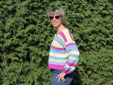 Die Jacke Luma- Anleitung für eine bunte gestrickte Jacke in lässiger Optik - Bild 9