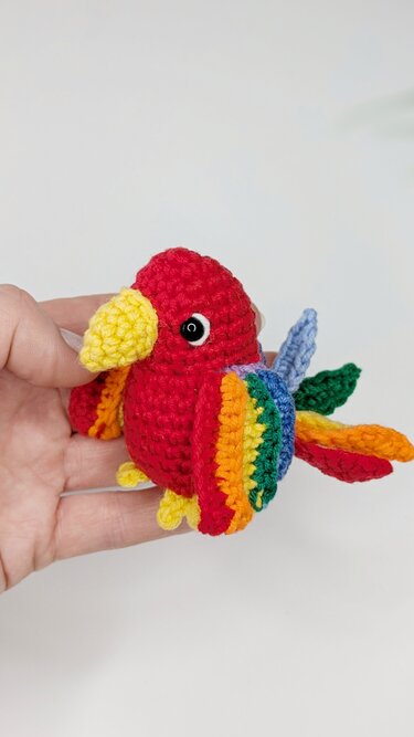 Parrot Crochet Pattern, Easy Crochet Amigurumi Bird Pattern