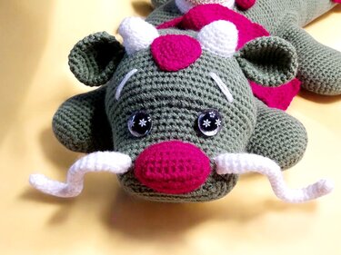 Häkelanleitung / Amigurumi / Adventsdrache
