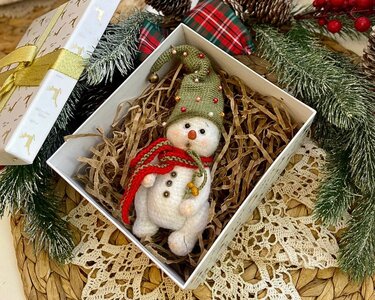 357 Snowman with a hat and scarf by Ogol - Crochet