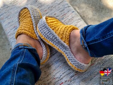 S.28 Crochet slippers. Pattern PDF in English and German.