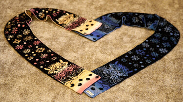 Knitting pattern for children's scarf "Adventure in the Snowstorm"