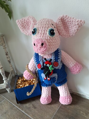 Piggymobil and Popcorn crochet pattern in english and german