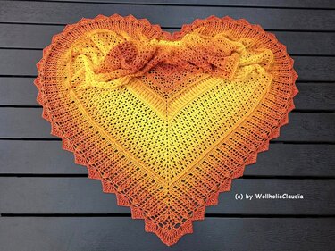 Häkelanleitung Tuch "Sonnenuhr"