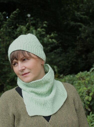 Freya cowl, knitting pattern, loop,