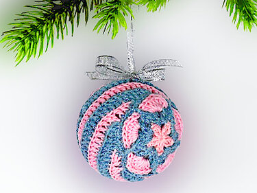 Christmas Balls Ornaments with African Flowers crochetpattern PDF DYN