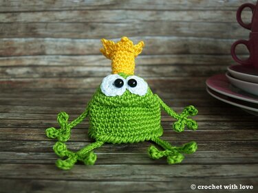 Crochet Pattern Egg Warmer Frog King - PDF english - Image 5