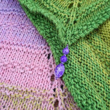 Naveya Shawl, knitting pattern