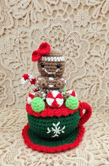Cup of Sweets & Ginger Smiles - Crochet
