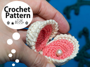 Crochet Pattern Shell with Pearl