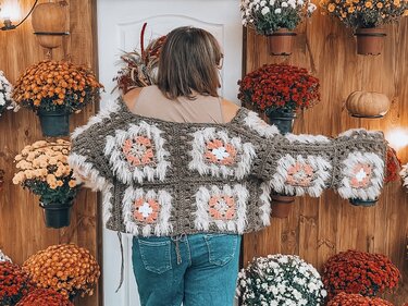 Crochet pattern big granny square for cardigan PDF and video tutorial