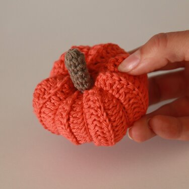 Häkelanleitung 3 Kürbisse gehäkelt DIY Herbst the cozy hook Muster Anfänger